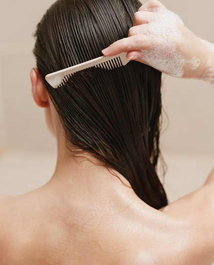 Почему выпадают волосы